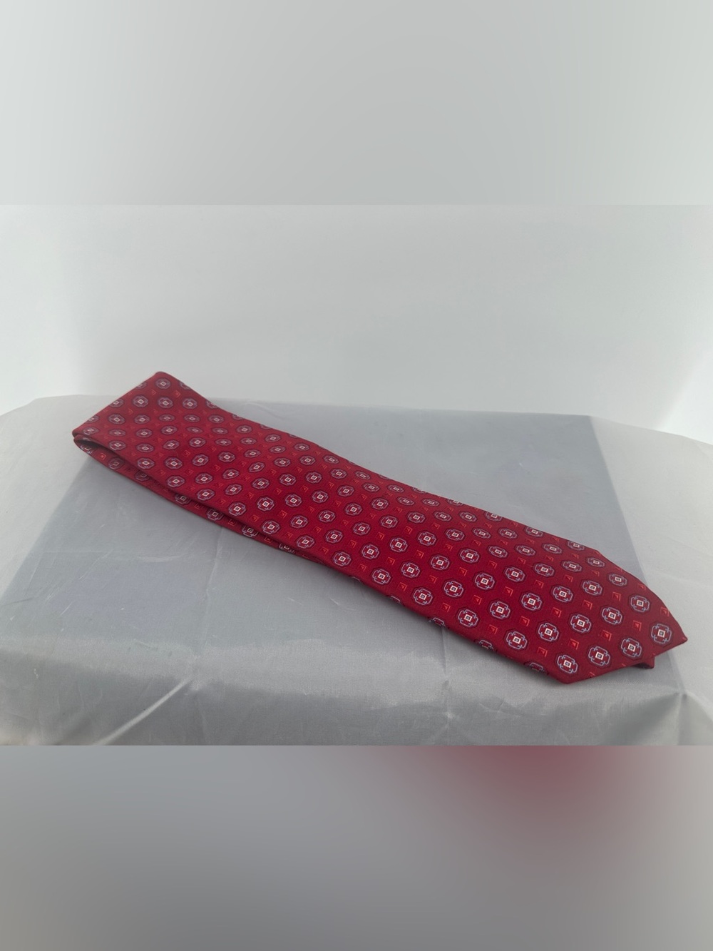 Ermenegildo Zegna Square Medallion Red Men's Necktie 100% Silk Made In Italy